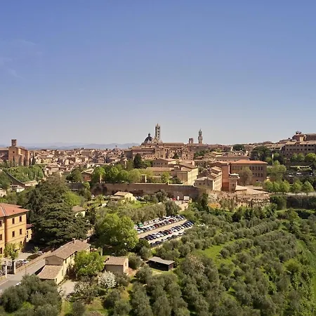 La Loggia Free Parking,ac Apartamento Siena