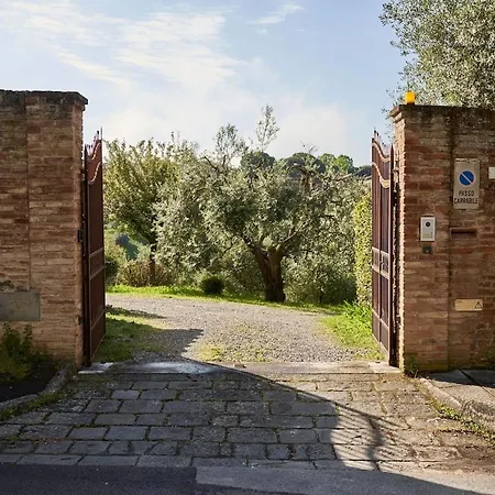 La Loggia Free Parking,ac Apartamento Siena